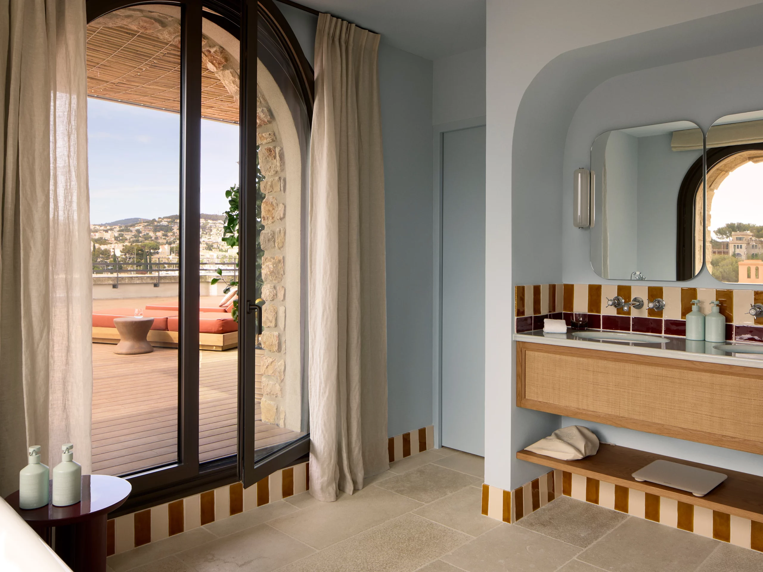 Bathroom of The Delos Suite, largest suite of Zannier Île de Bendor
