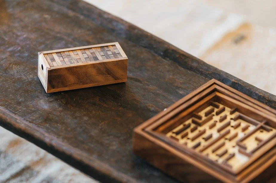 Zannier OmaandaWindhoek Est, Namibie - Puzzle en bois artisanal à la réception