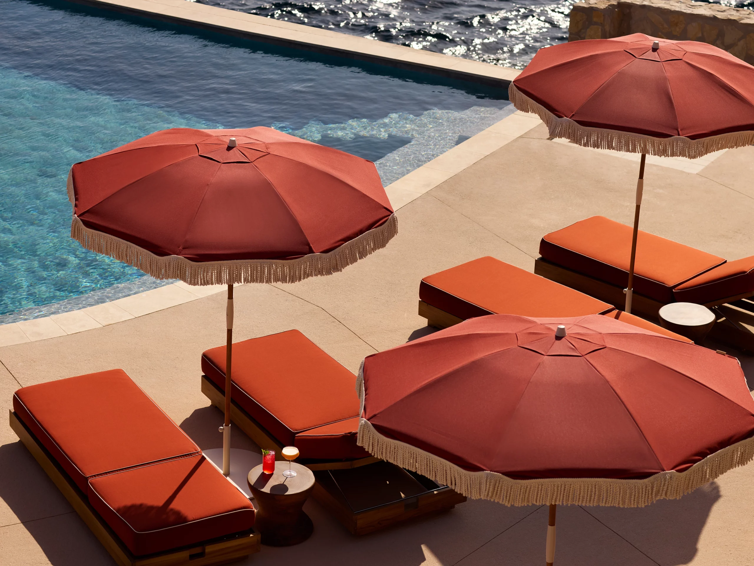 Zannier Île de Bendor - Delos Pool - 01 - © DePasquale+Maffini for Zannier Hotels