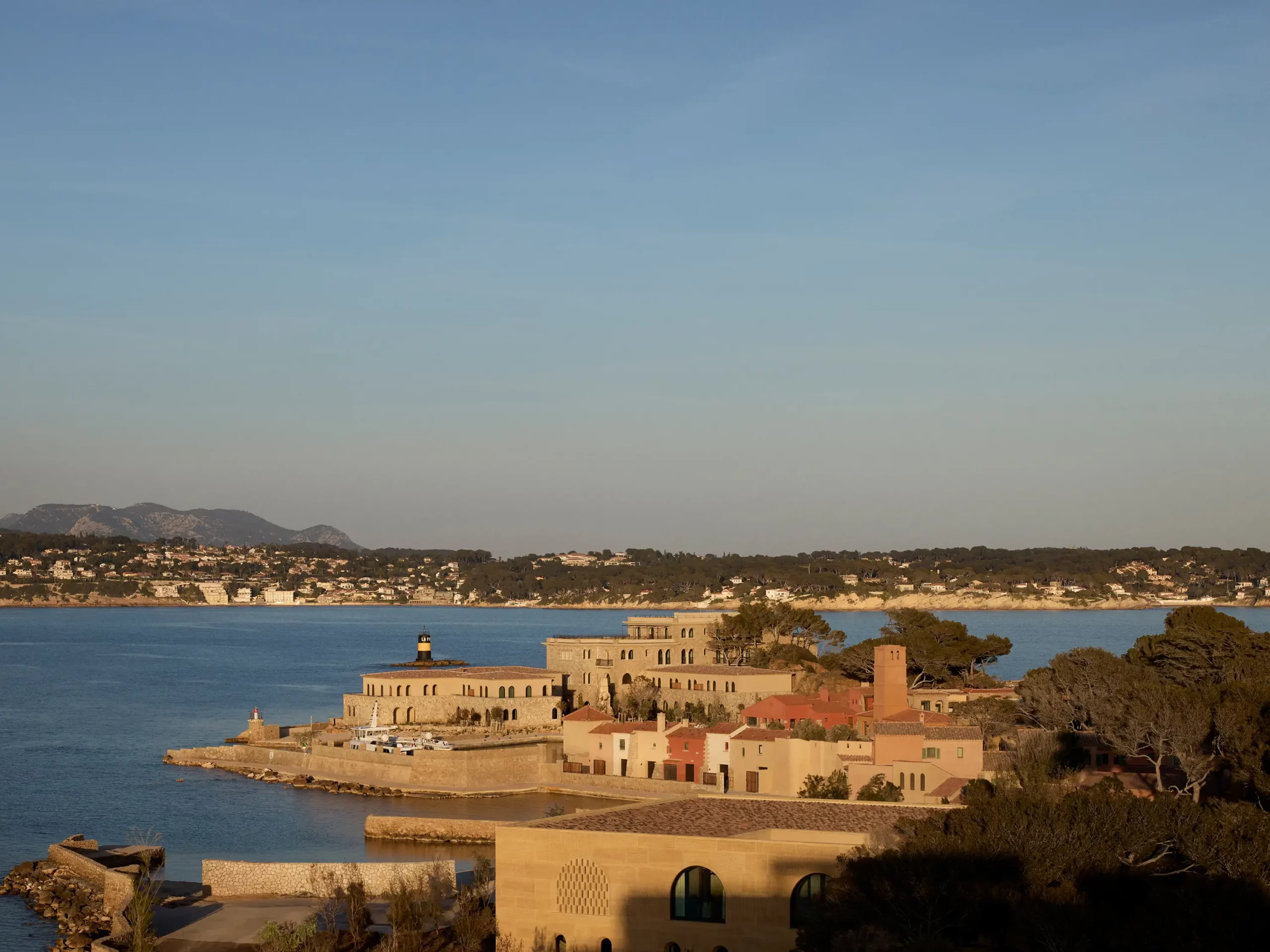 Zannier Île de Bendor – Island Overview from Soukana Rooftop - © DepasqualeMaffini