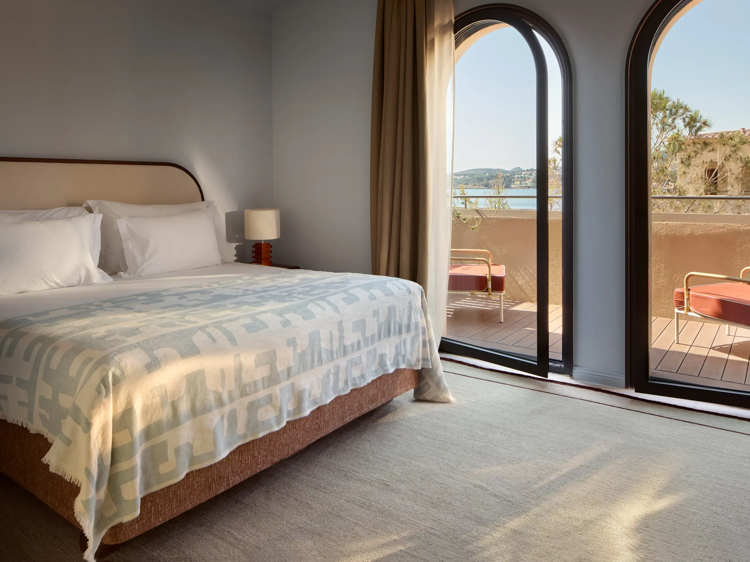 Zannier Île de Bendor - Delos Harbour Junior Suite - 01 - © DePasquale+Maffini for ZH