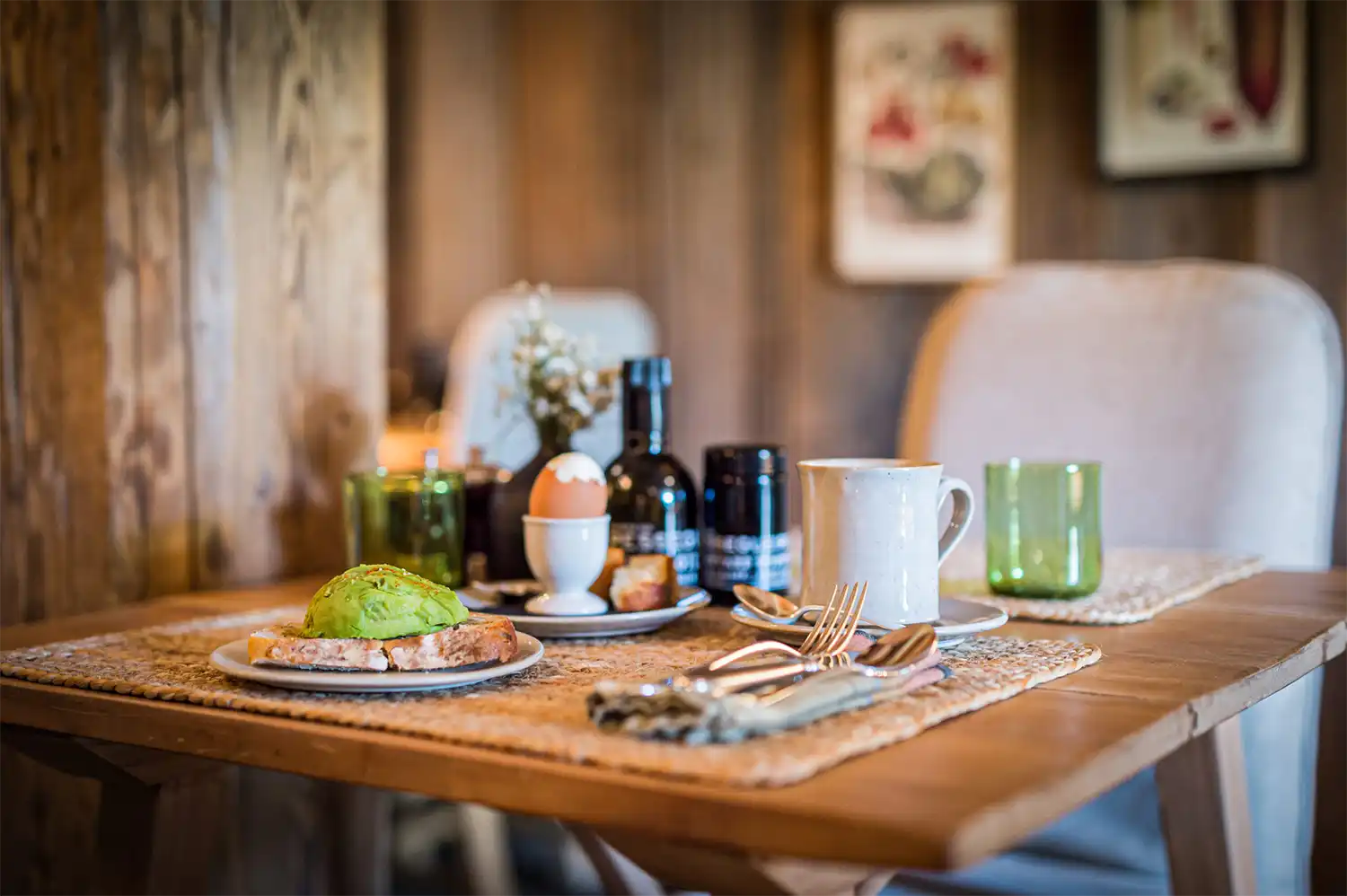 Zannier Le Chalet, Megève, France - Petit déjeuner copieux servi tous les matin à La Ferme de Mon Père pour bien commencer la journée